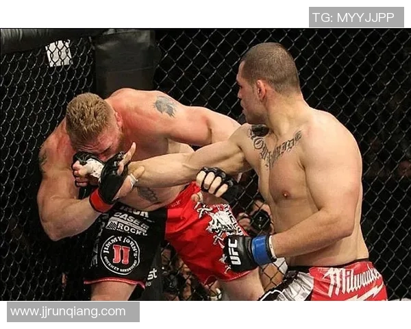 UFC锤子与凯恩的巅峰对决谁能赢得胜利揭晓战斗真相